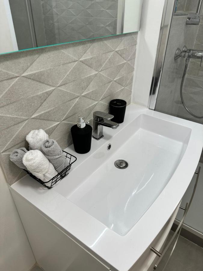 Bel Appartement A 25 Mn De Paris سارتروفيل المظهر الخارجي الصورة