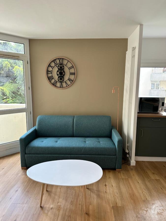 Bel Appartement A 25 Mn De Paris سارتروفيل المظهر الخارجي الصورة