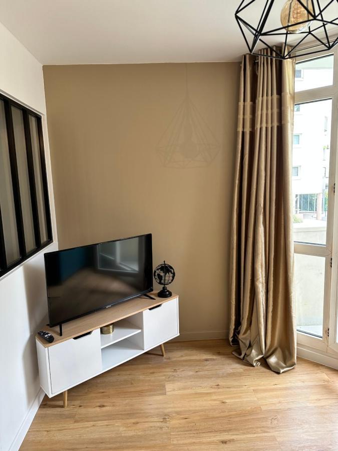 Bel Appartement A 25 Mn De Paris سارتروفيل المظهر الخارجي الصورة